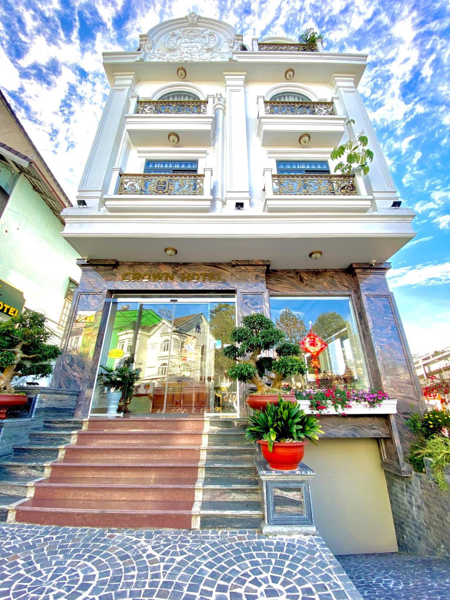 Crown Dalat Hotel Εξωτερικό φωτογραφία
